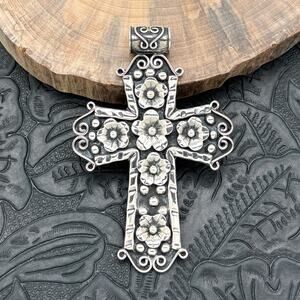 THE BOYZ SILVER Mexico Sterling Silver Cross Pendant With Scrolls & 3-D Flowers